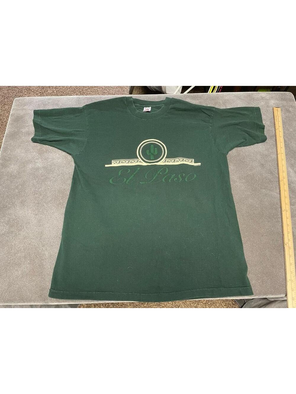Vintage 1992 El Paso Texas T Shirt / Size XL / 22 x 30 /